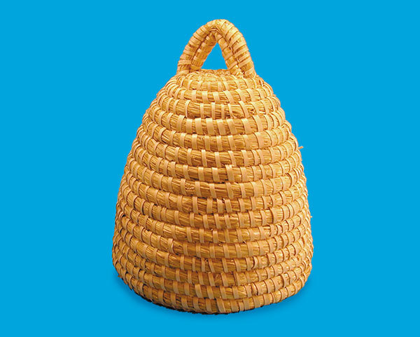 Straw hive