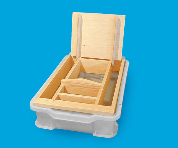 Extra plastic tray for uncapping board