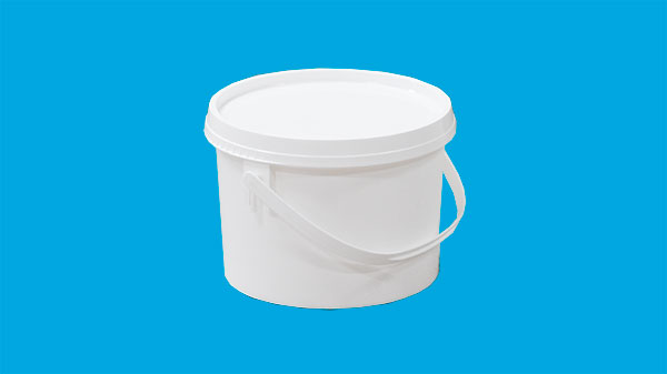 Plastic bucket 1.5 litres