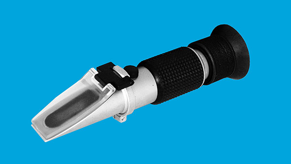 Refractometer