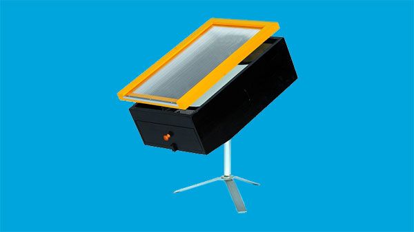 Solar wax extractor