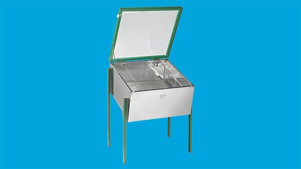 Solar wax extractor with legs