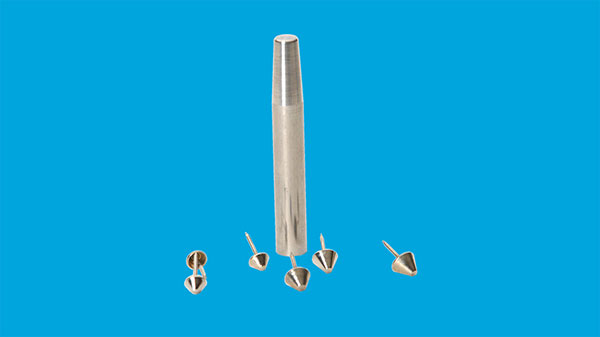 Magnet for fastening of distance cases