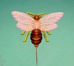 Bee brooch